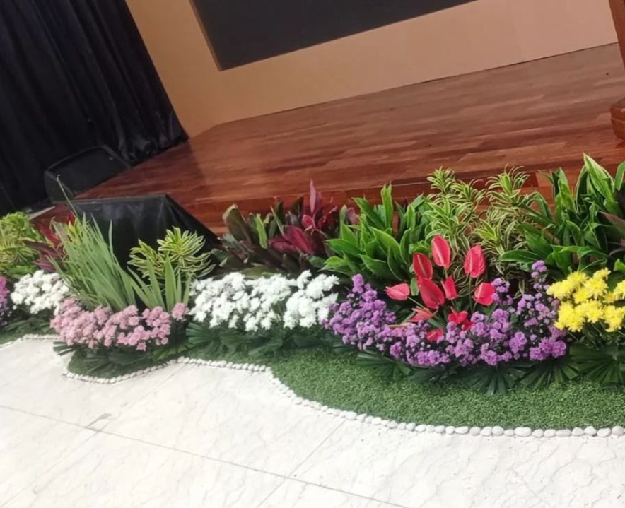 Custom Dekorasi Panggung